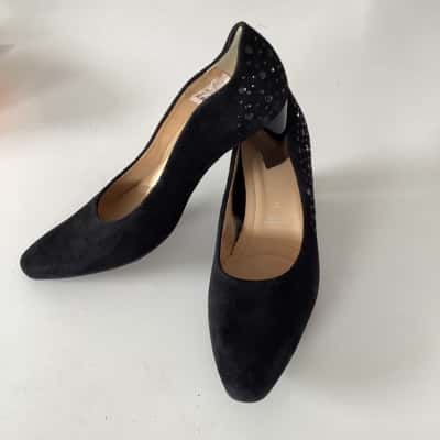 Ara  Womens  Size 4 Black court shoe