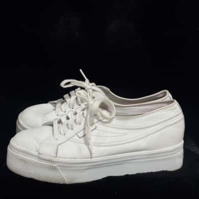  Womens  Size 9 Shoes White platform 