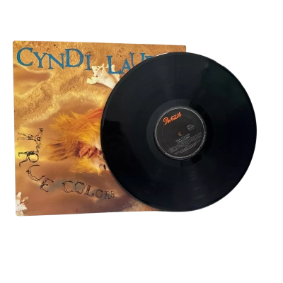 CYNDI LAUPER - True Colours (Good Condition)