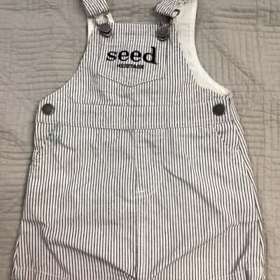 Seed Kids  Size 000 Playsuit Black  / White 
