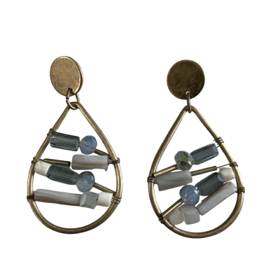  Womens Melanie Woods beaded drop Earrings BNWT Blue / Gold-tone/Pearl 