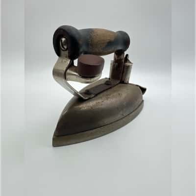 Vintage Hotpoint Iron