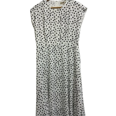 Wanko, Womens, Size 6, short-sleeved white dress with black polka dots