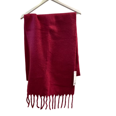 Uniqlo Womens Scarf/Chunky Stole Red  NWT