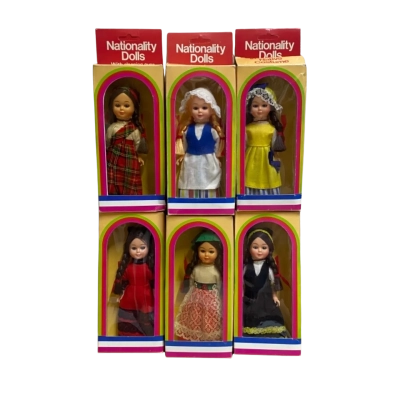 6 Nationality Dolls