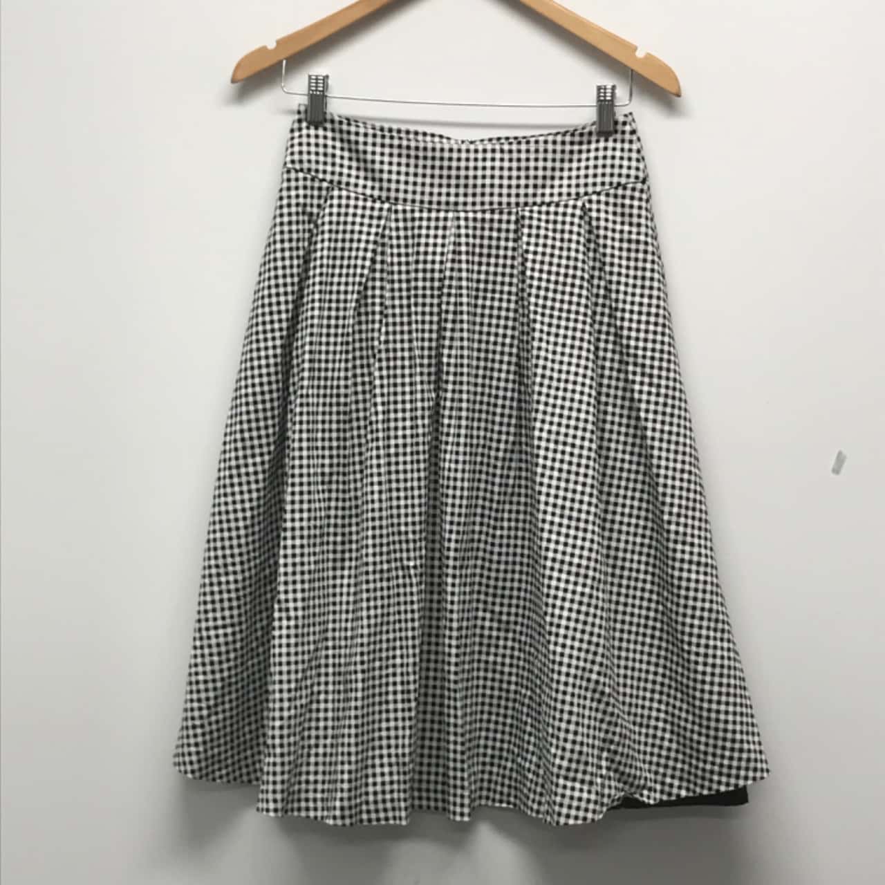 black and white line skirt
