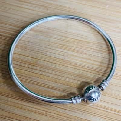Pandora Classic Silver Bangle 