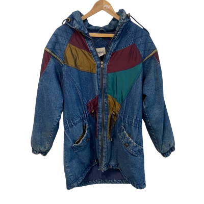 “Street Worn” Vintage Size L Denim Jacket / Puffer Jacket Blue / Multicoloured 