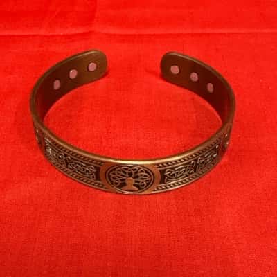 Women's Copper Magnetic Bracelet featuring Celtic Design