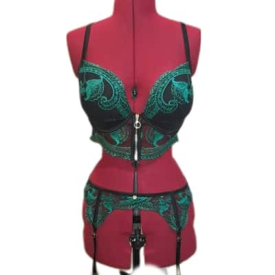 Vamp Womens  Size 14DD Green / Multicoloured 