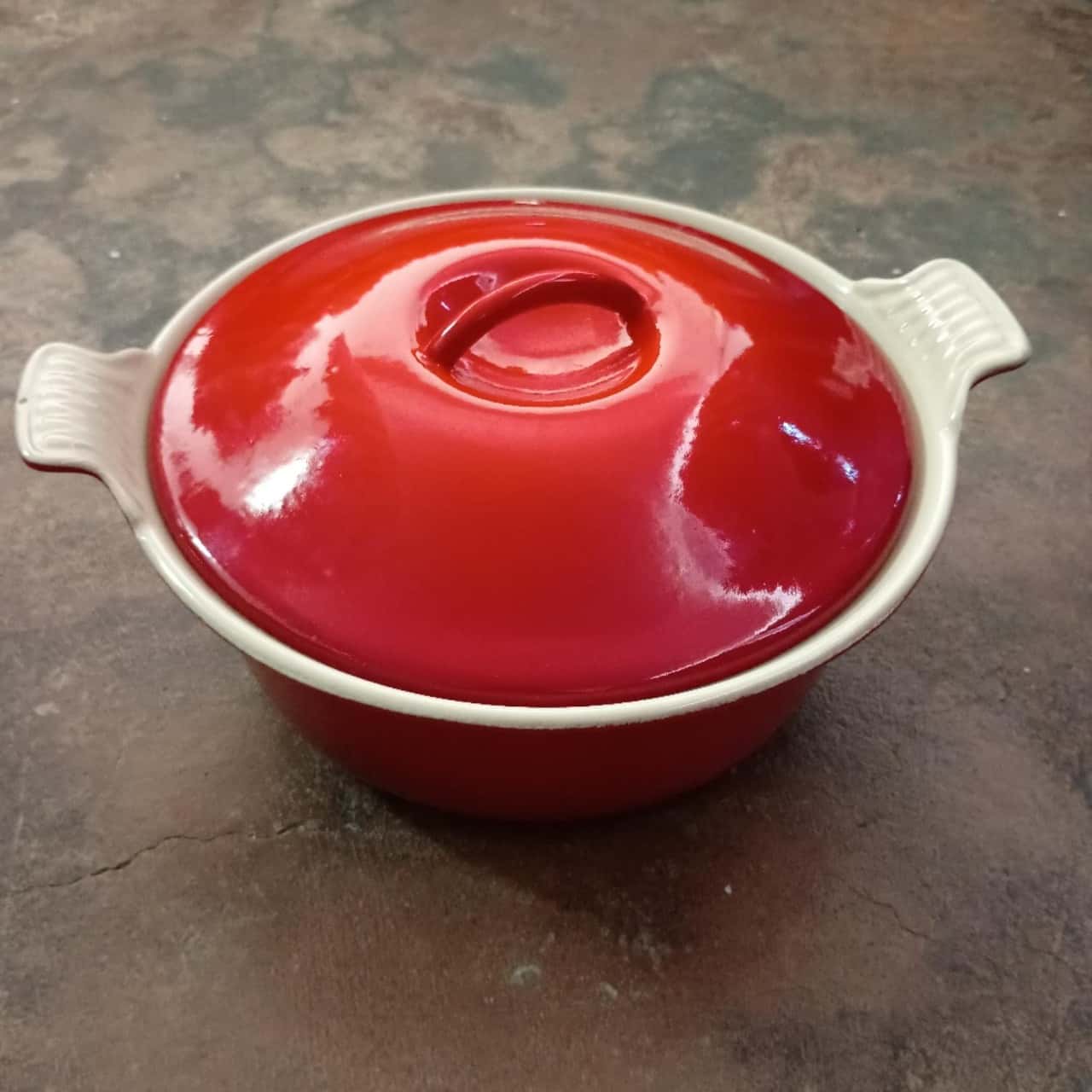 Ancienne Casserole Le Creuset 22 Cms Rouge Foncé Manche Bois Made In