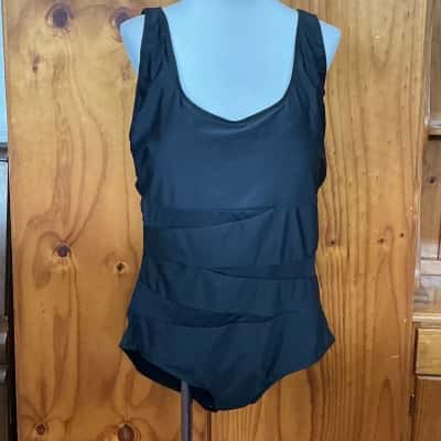 Katies Womens  Size 20 Onepiece Bathers Black  
