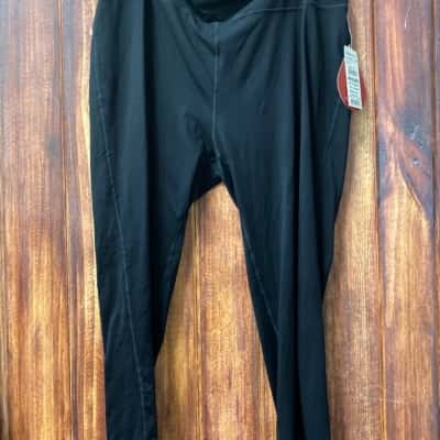 Taking Shape Active   Size 22 Leggings Black  new 