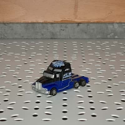 Hot Wheels Planet Micro 1997 Semi truck Express
