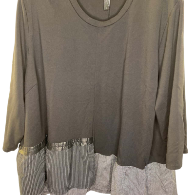 Womens Shirt Size 24 Black  