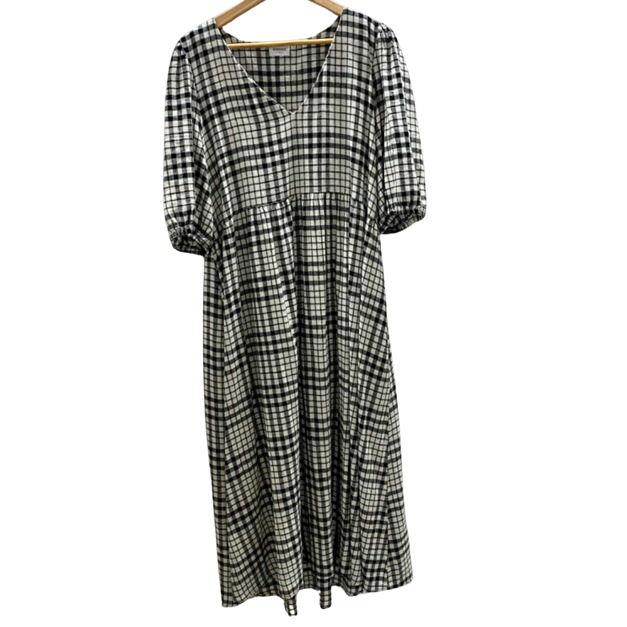 Sussan LINEN Blend Size 14 Maxi / Short Sleeve Black & White Checked Dress (s) - Used Very Good | Salvos Stores Sussan LINEN Blend Size 14 Maxi / Short Sleeve Black & White Checked Dress (s) - Used Very Good | Salvos Stores