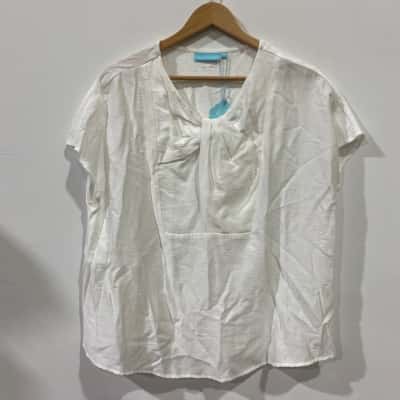 Blue Illusion Womens  Size M Blouse White 