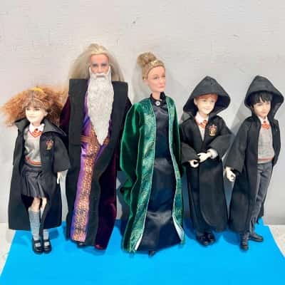 A selection of  Harry Potter Dolls x 6