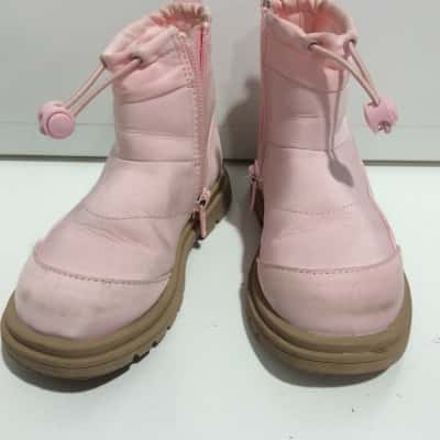 Seed Heritage Kids  Size 24 Shoes Pink  