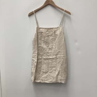 Venroy Linen Shoestring Strap Top - Size M