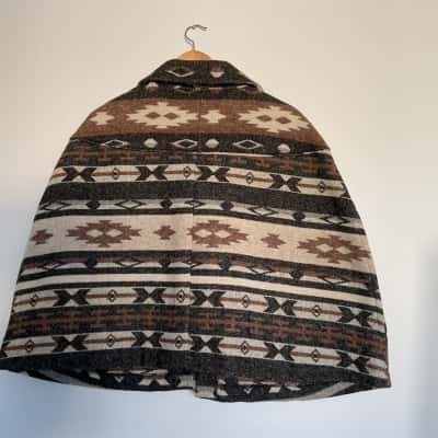  Womens  Size 14 “Cape”-  Black  / Brown / Other / Pattern / White 