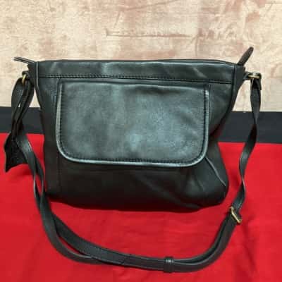 Women's Crossbody Colorado Leather bag extra front pocket and back zip pocket 