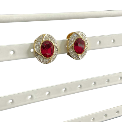 Retro Vintage Womens Gold-tone and red stone crystal clip-on Earrings Gold-tone/ Red 