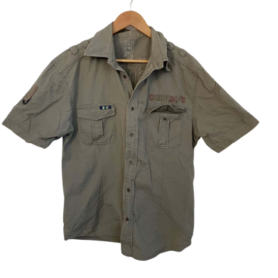  Mens  Size L / M Short Sleeve Shirt Grey 
