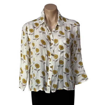 Tree of Life Womens Size S / M Cream / Yellow / Beige Floral 3/4 Sleeve Shirt