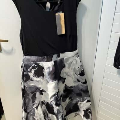 Liz Jordan Womens  Size 14 Sleeveless Dress  Black  / White 