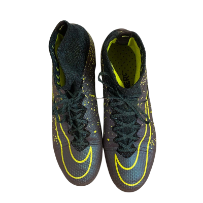 Nike Mercurial Unisex  Size 8.5 Black  / Green Football Boots