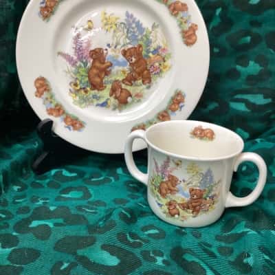 Vintage Royal Kent “Honey Bears” Children’s Set