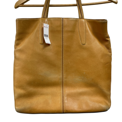 TUMI Womens oversize tote bag. Leather in fair cond