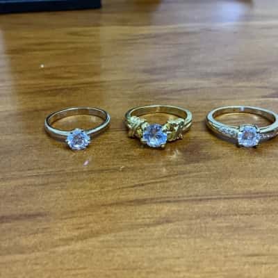  Womens Ring Gold 3 pack. 