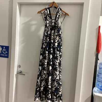 Saints + Secrets Women’s dress - Size XS