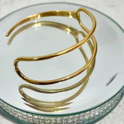 Pastiche Bangle- gold 