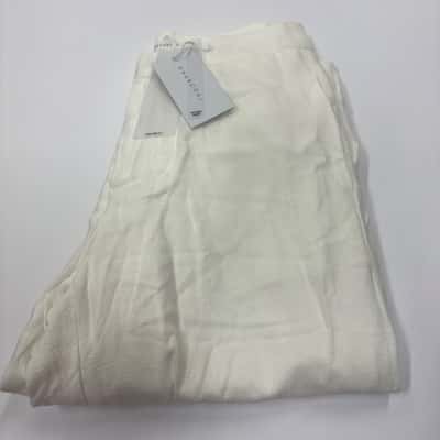 BNWT Charcoal Size 4 High Waisted White Shoreline Pants