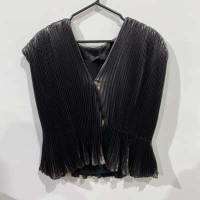 BR Top  Womens  Size L Black/ Silver RRP$120