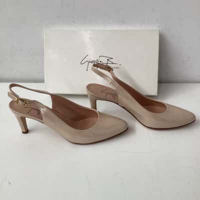 Giorgio B  Womens  Size 38  Taupe Patent heels 