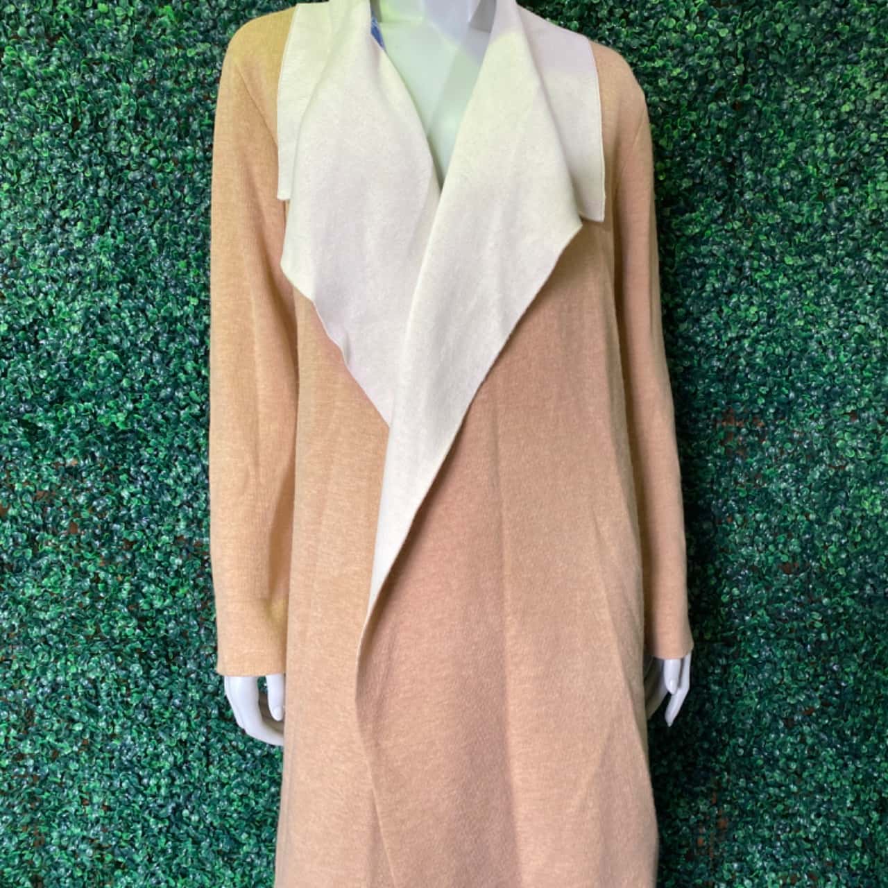 Portmans Womens Size L Cardigan Camel/Cream(s)