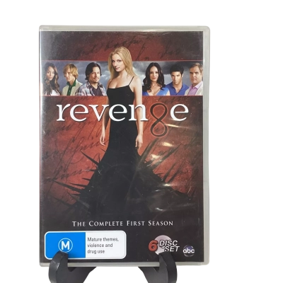 DVD : Revenge (The complete First Season)