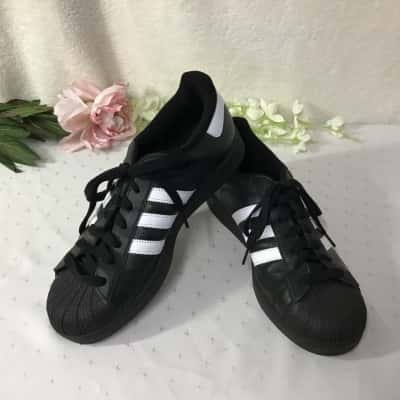 Adidas Superstar Mens US Size 10 Black / White Lace-up Sneakers  