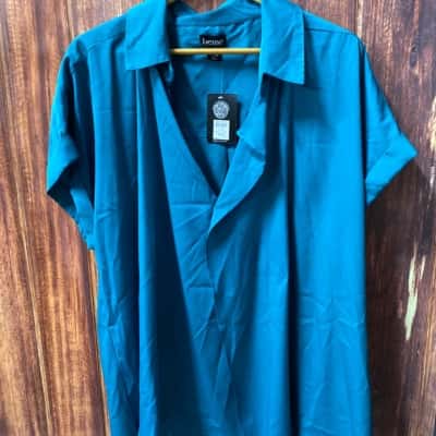 beme Size 18 Teal top new 