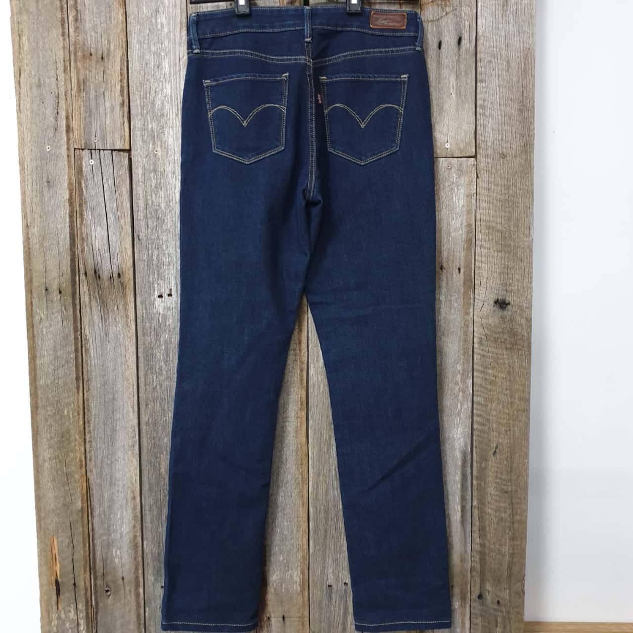 levis 28 waist