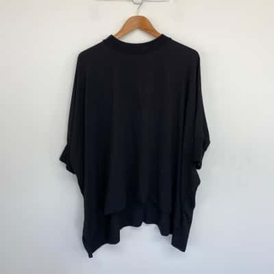 Decjuba Black Short SLeeve High Neck Top  Size L / M 
