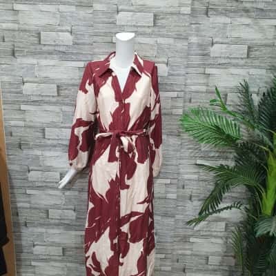 Yours truly Womens  Size 8 Casual Dress / Maxi Dress Maroon / Off White 