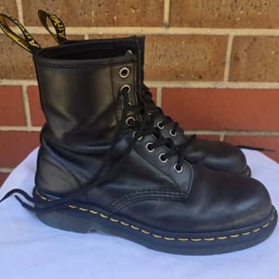 Dr Martens Womens  Size 4 Boots Black  