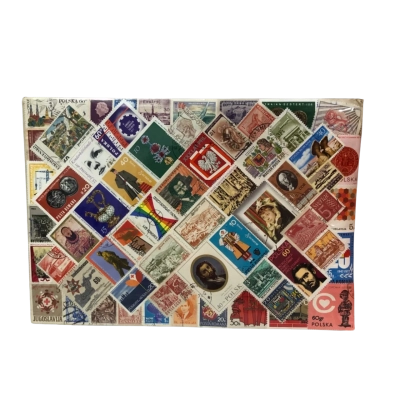 1 packet of Stamps From Around The World Bundle (1) Please read the description)