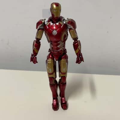 Iron Man Mark 43 King Kong Warrior Age of Ultron Action Figure