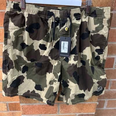  Mens Stashhouse Size 36 Camouflage / Green Beach Shorts
